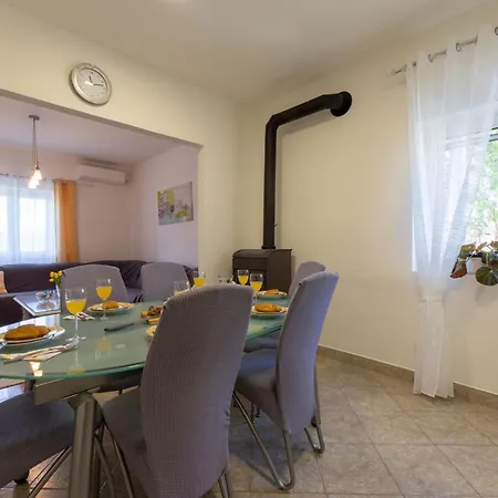 Peaceful And Cozy Near Imotski * Zezevica