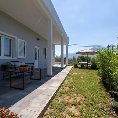 بيت للعطل Peaceful And Cozy Near Imotski