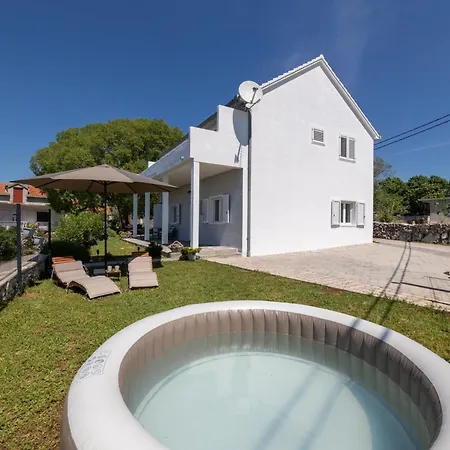 بيت للعطل Peaceful And Cozy Near Imotski